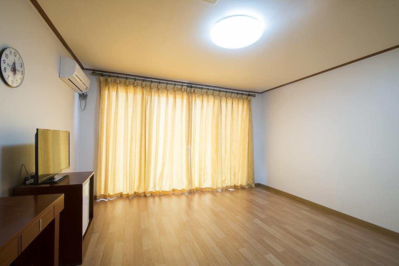 Jeju Youth Hostel Dış mekan fotoğraf