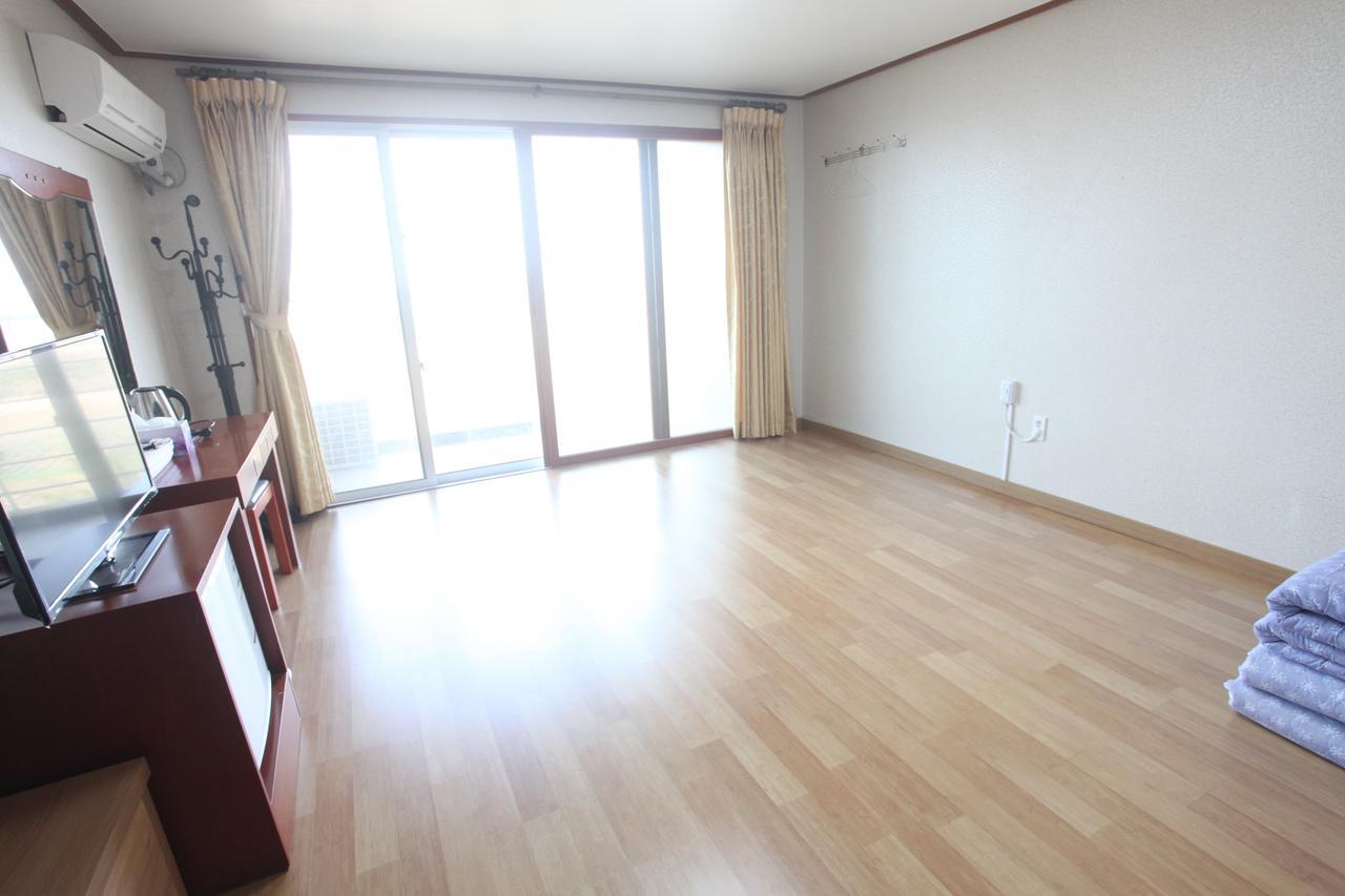 Jeju Youth Hostel Dış mekan fotoğraf