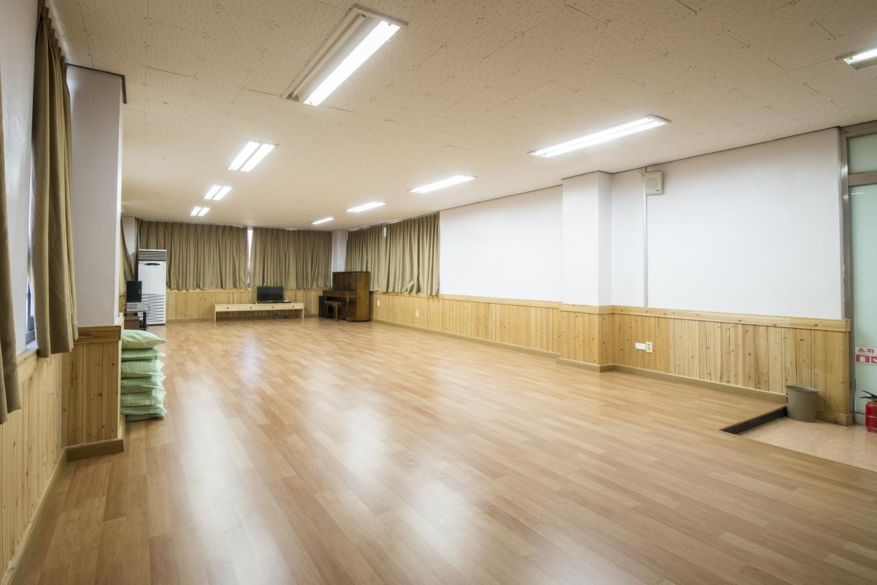Jeju Youth Hostel Dış mekan fotoğraf