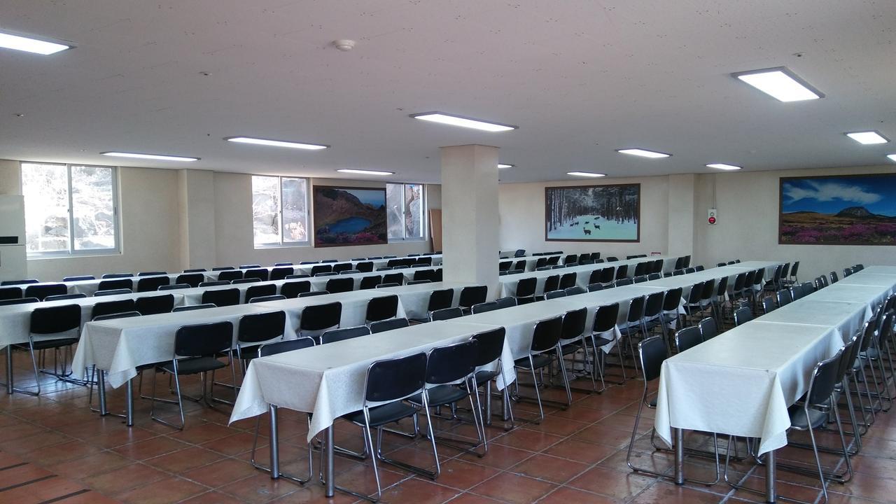 Jeju Youth Hostel Dış mekan fotoğraf